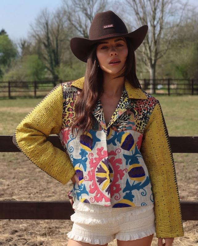 کت بخارا - ۰۳