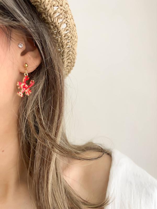 گوشواره لابستر کوچک قرمز