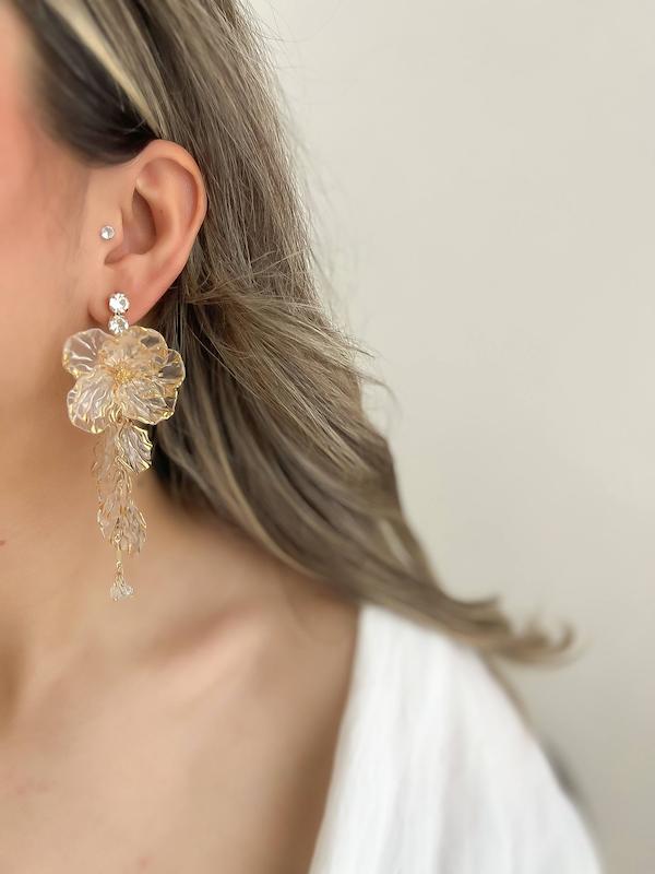 گوشواره گل شیشه ای بلند