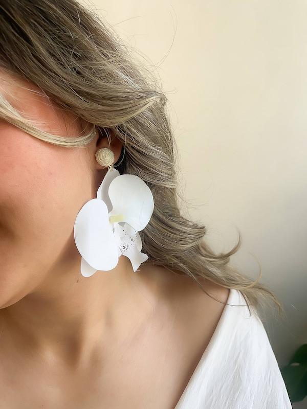 گوشواره گل ارکیده پارچه ای