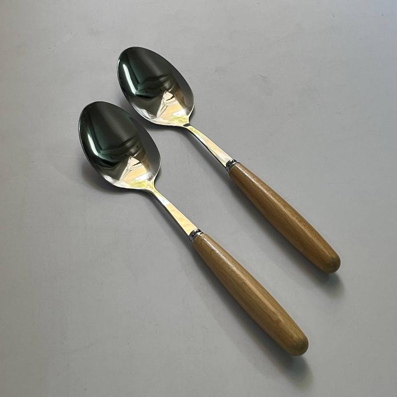 قاشق غذا خوری دسته چوبی 