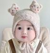 کلاه گوشدار عروسکی، نوزادی تا بکسال