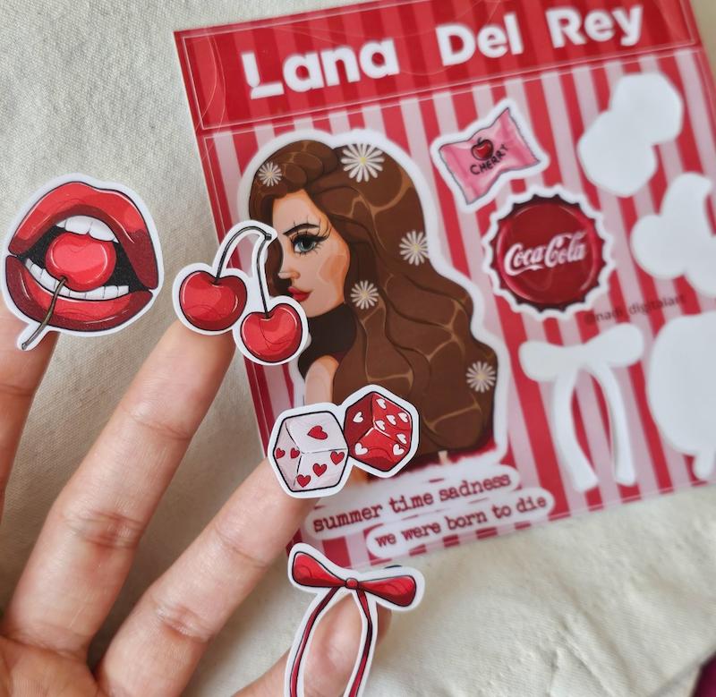 استیکر لانا دل ری (Lana Del Rey)