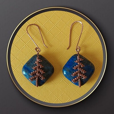 گوشواره دستساز کوبه استودیو از سنگ لاجورد و مس koobestudio earrings