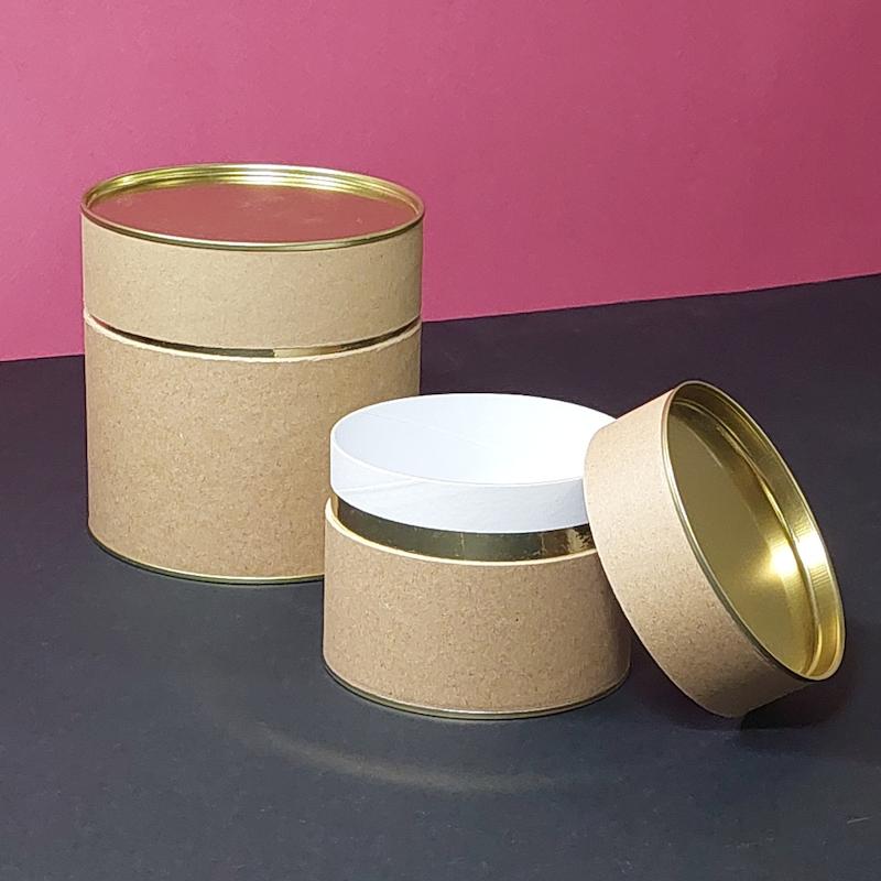 جعبه هدیه استوانه ای کوبه استودیو با پوشش کرفت ودرفلزی ،koobe studio gift box
