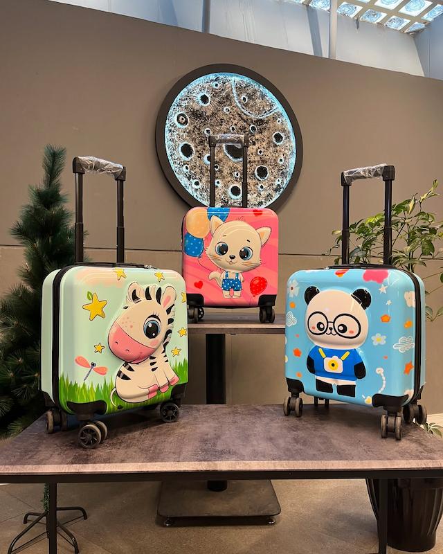 چمدان کودک فانتزی برجسته