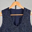 جلیقه زنانه مدل دانتل گل‌دار کد AK1670
