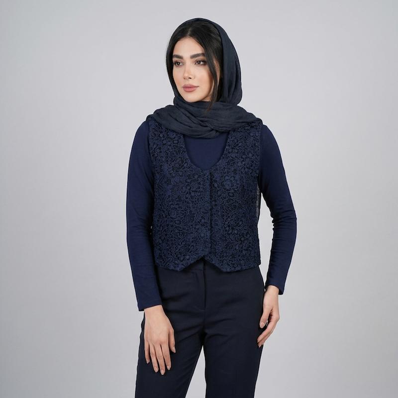 جلیقه زنانه مدل دانتل گل‌دار کد AK1670