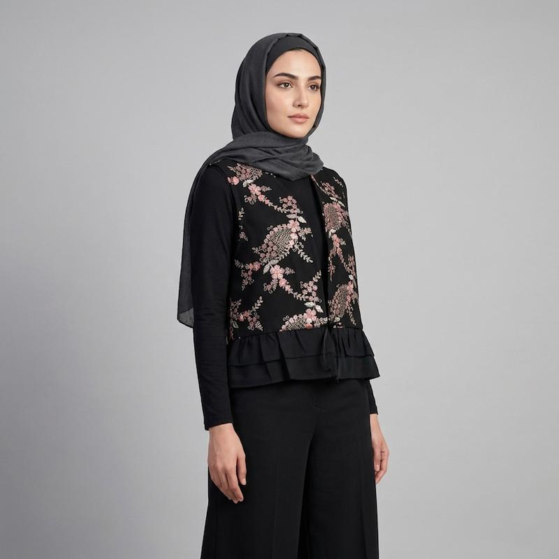جلیقه زنانه مدل عروسکی کرپ سوزندوزی هندی کد AK1672