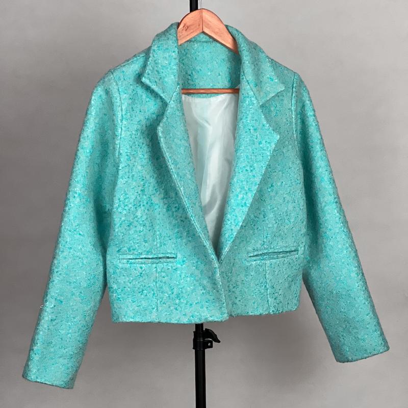 کراپ کت زنانه مدل کلاسیک فوتر کچه کد AK1476