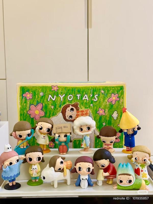 بلایند باکس نیوتا Nyota fluffy season 