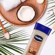 روغن بدن ژلی وازلین Cocoa Radiant(آبی) حجم 200میل