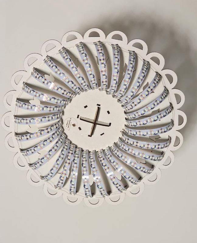 لامپ خورشیدی مدل لاله