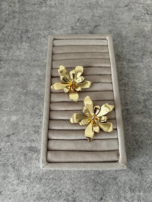 گوشواره طرح گل