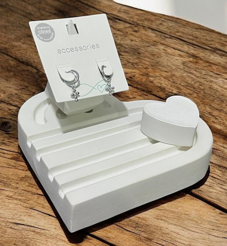 پیرسینگ زنانه گوش آویزدار طرح صلیب خوشه ای کد۳۳۳۴۰۱۱