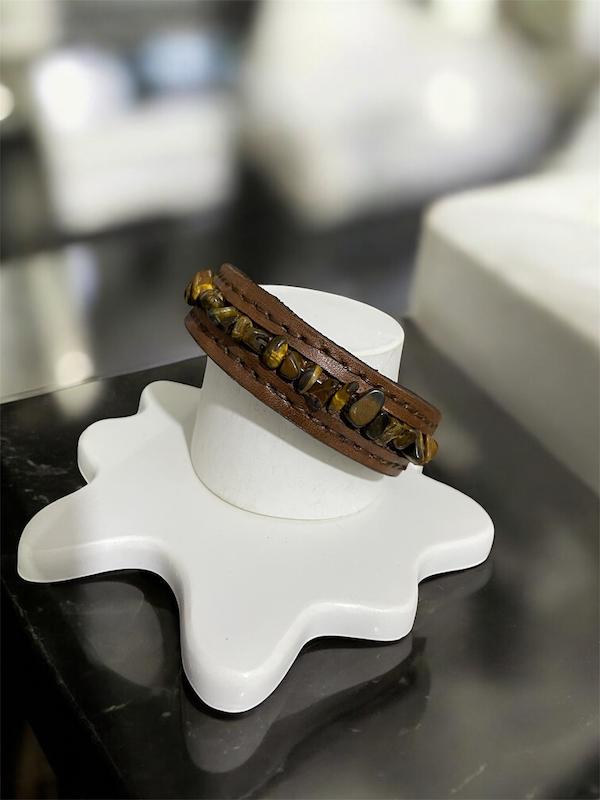 دستبند مردانه چرم طبیعی طرح سنگی  کد۳۳۳۵۰۶۳