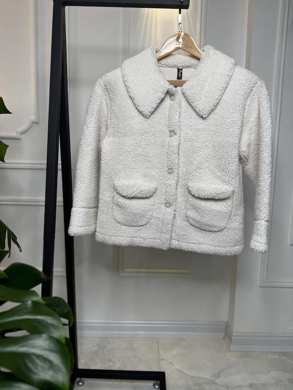 کت تدی مرواریدی کد ۰۰۷