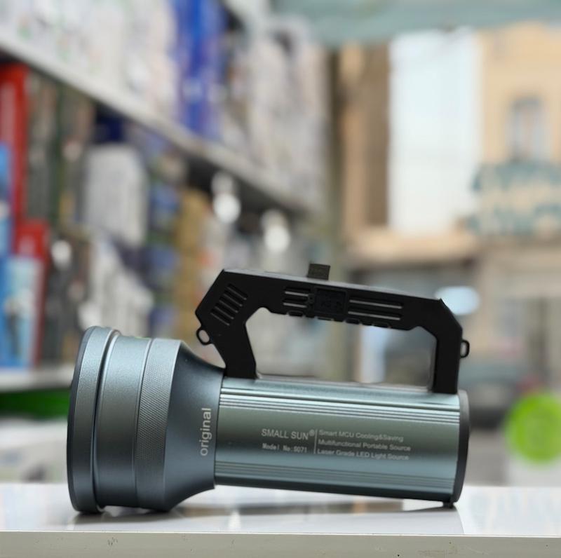 نورافکن دستی اسمال سان مدل S071 دارای نور مهتابی , نشانشگر دیجیتال و پاوربانک