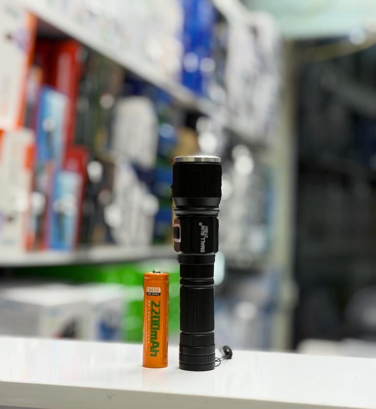 چراغ قوه دستی اسمال سان مدل ZY-S001 نور مهتابی و باطری 18650 قابل تعویض و نشانگر شارژ دیجیتال