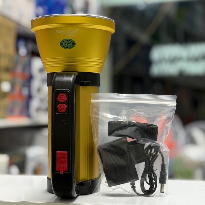 نورافکن 40 وات اسمال سان مدل ZY-S023 با نور LED و برد ۸۰۰ متر