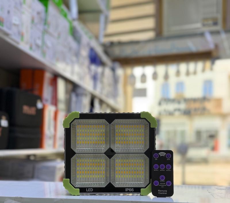 پروژکتور خورشیدی(سولار)JLP-2192 دارای  ریموت کنترل،پنل جداشونده با 3 متر کابل و 3 باطری قابل تعویض