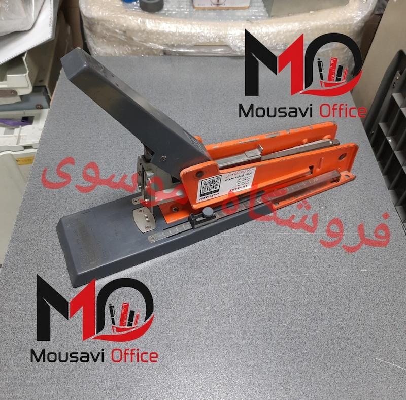 منگنه صحافی وسط زن اسکربا Skrebba "استوک" 