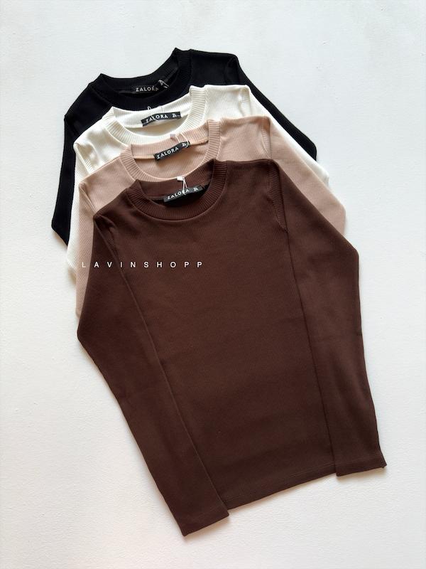 بلوز یقه گرد گرم بالا (کد‌ ۲۳۵)