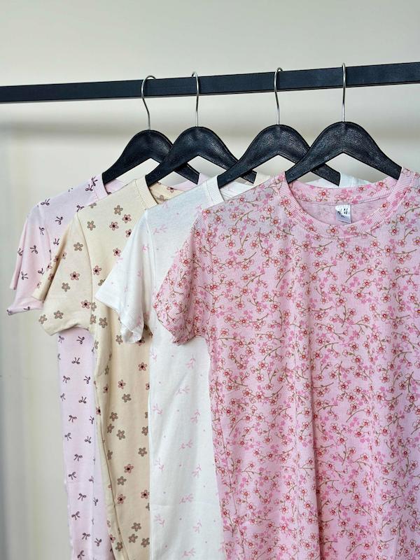 تیشرت گلگلی