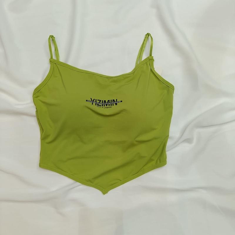 کراپ تاپ وارداتی کاپ دار (کاپ ها جک دار است و به کراپ دوخته شده) جنس پارچه غواصی فری سایز مناسب سایز ۳۶ تا ۴۲