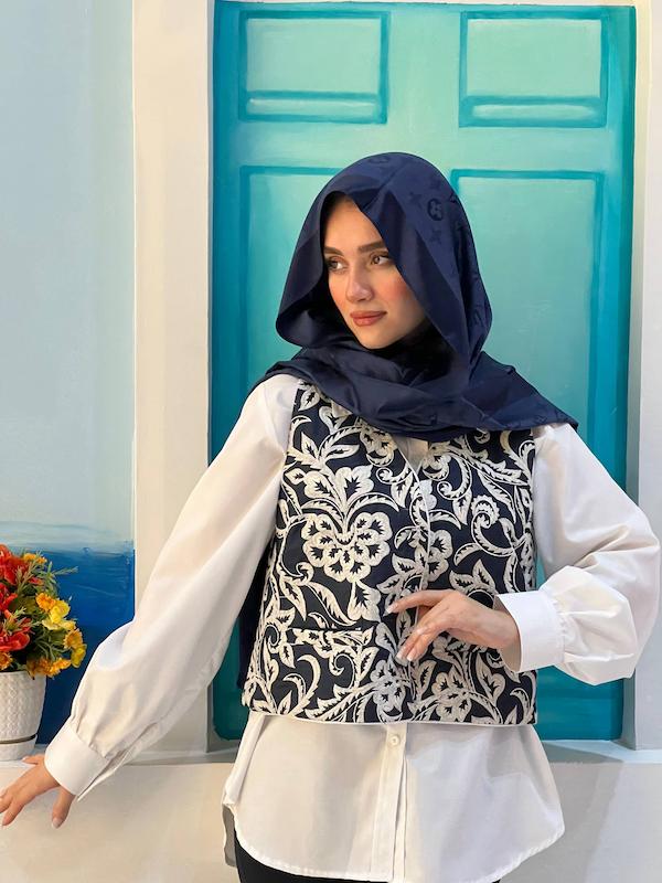وست Hira