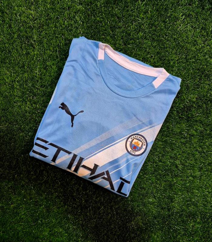 پیراهن و شورت تیم منچستر سیتی 1( فصل جدید)