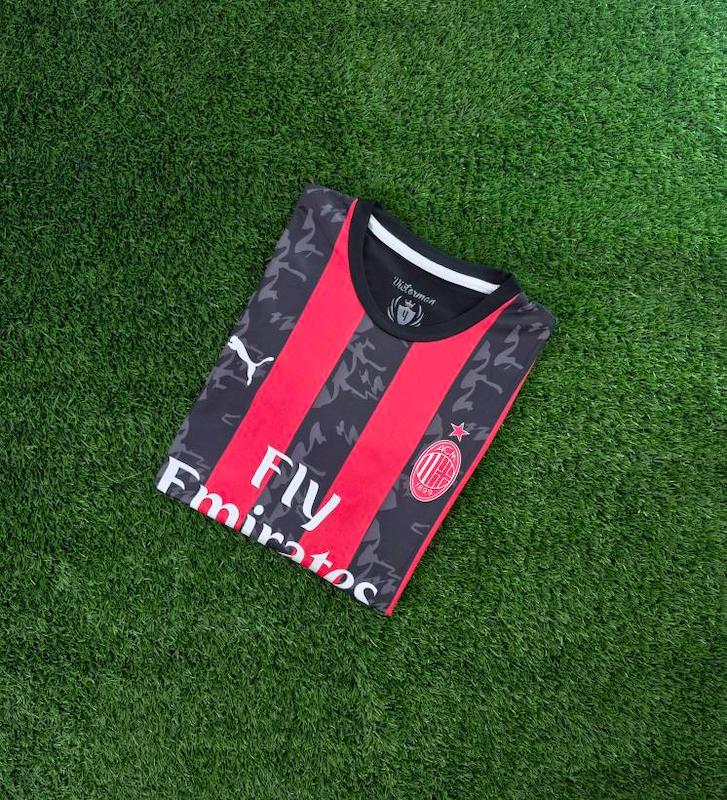 پیراهن و شورت تیم آث میلان ( فصل جدید)