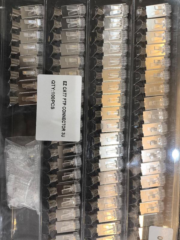 سوکت شبکه شیلددار میانگذر شانه دار CAT7 STP