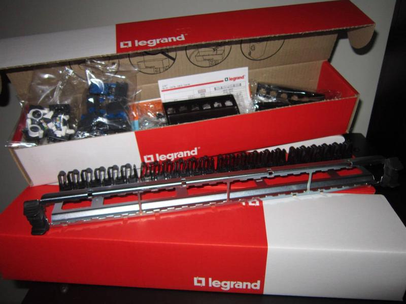 لگراند پچ پنل 24 پورت کت سیکس بدون شیلد LEGRAND PATCH PANEL 24 PORT CAT6 UTP