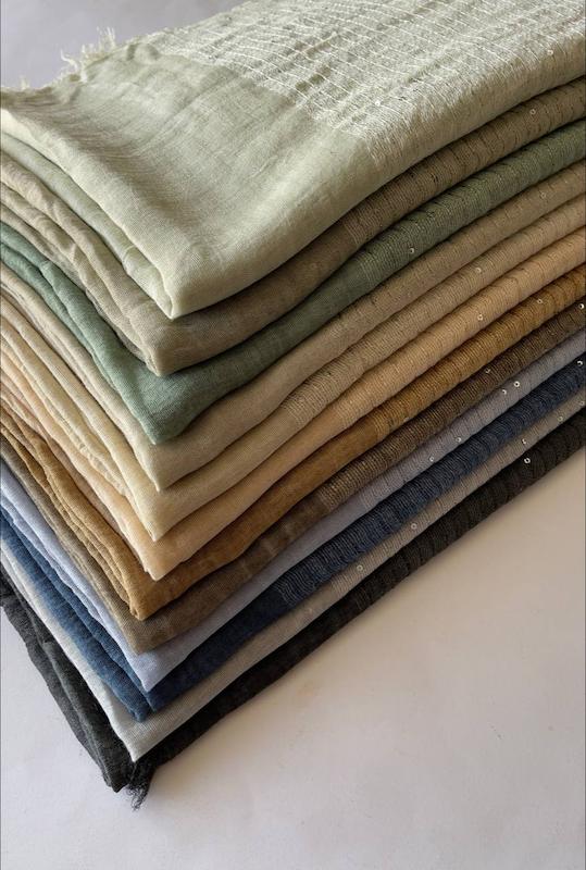 شال سوپر نخ دور ریش حاشیه پولکی وارداتی  کد 034