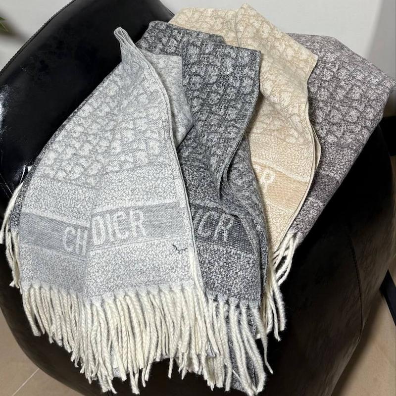 شال موهر دیور حروف وارداتی کد 687