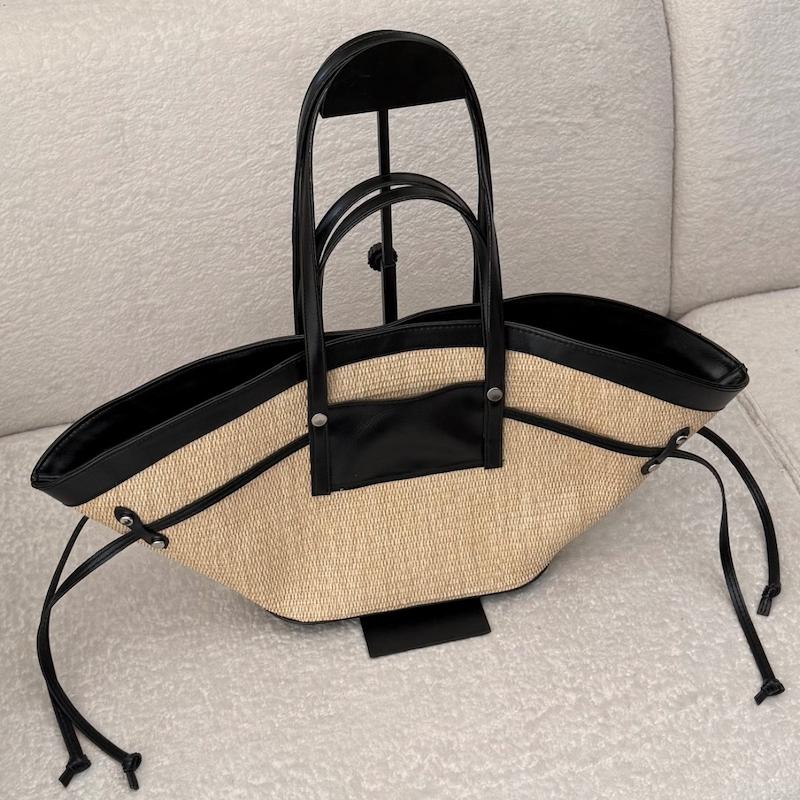 کیف دستی زنانه چرم و حصیر ساحلی کد 830