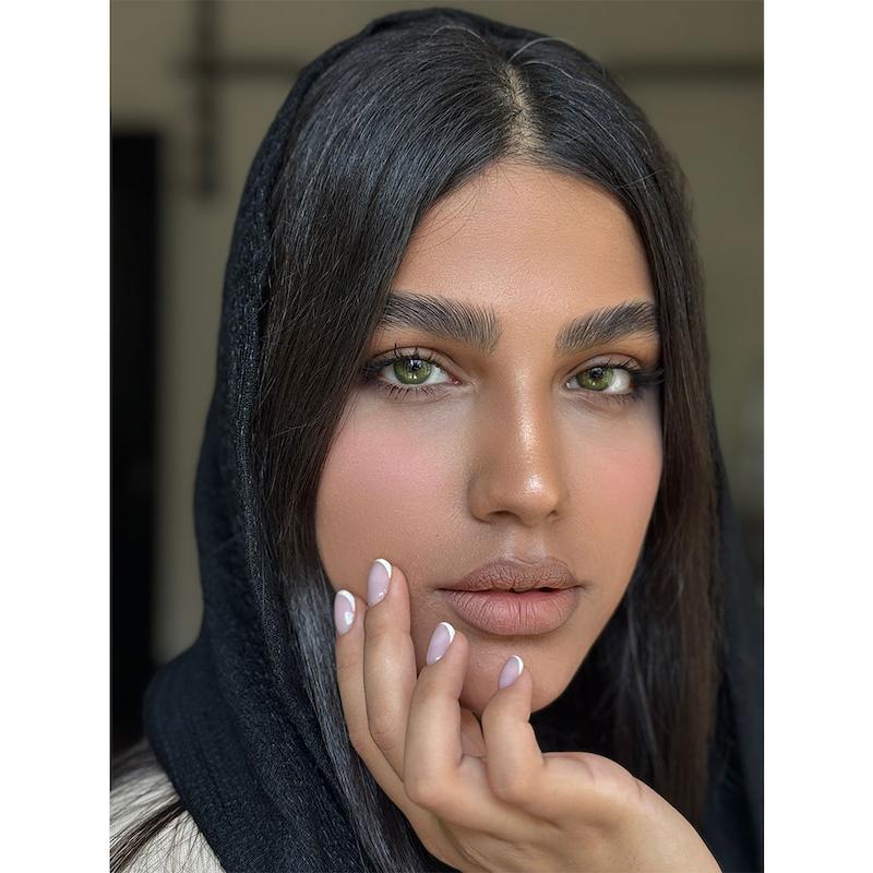 لنز طبی رنگی مارون گیرین فصلی آمورا