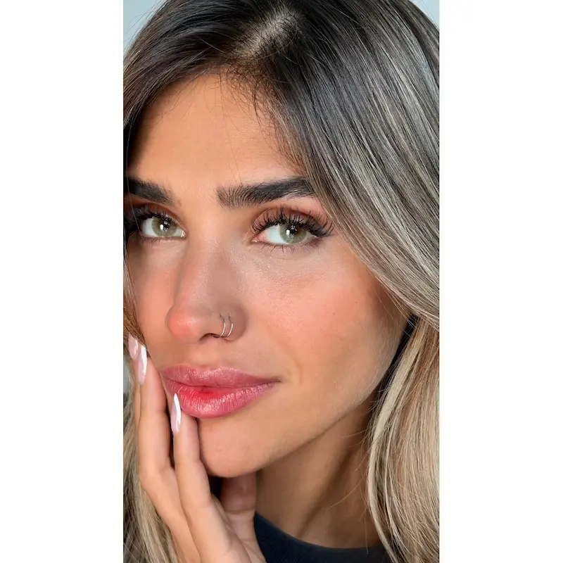 لنز سبز عسلی نچرال گیرین مارلی