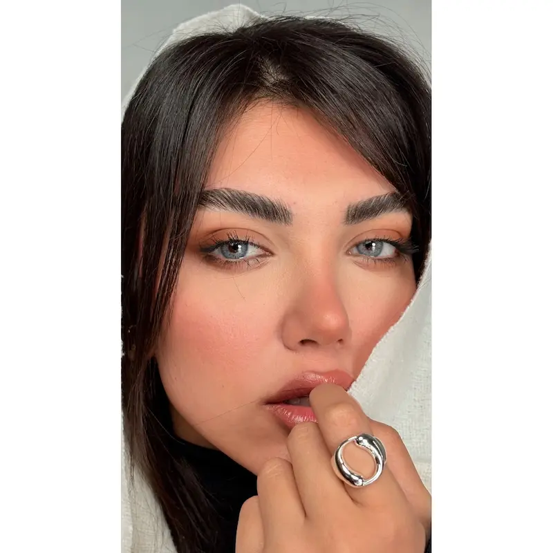 تصویر لنز طوسی آبی لوتوس یونیک شماره 4