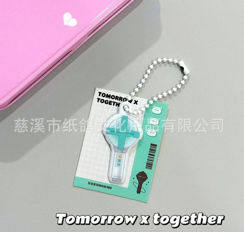 مینی آویز تی اکس تی