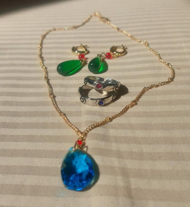 گردنبند و گوشواره هاول