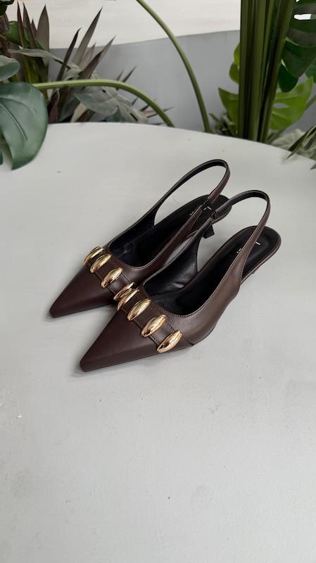 پاشنه بادومی