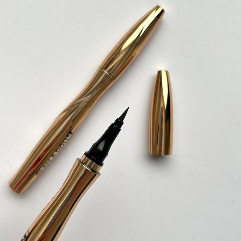 خط چشم قهوه ای 