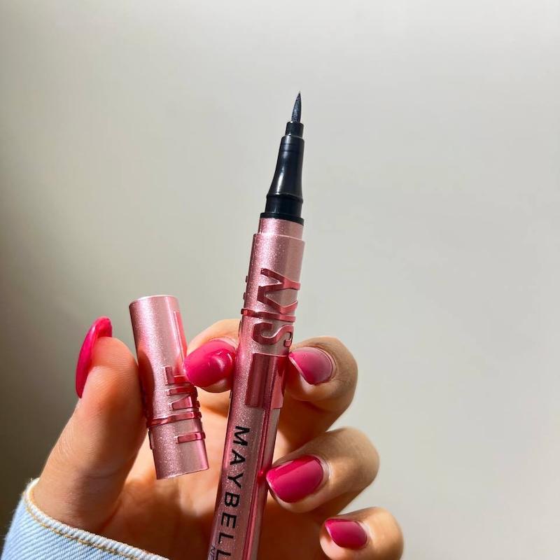 خط چشم ماژیکی میبلین Maybelline