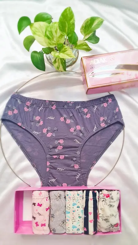 شورت برند آداک سایز L