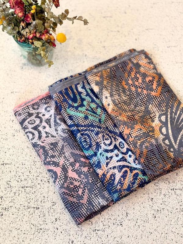 روسری قواره بزرگ دور دستدوز کد ۹۹۵