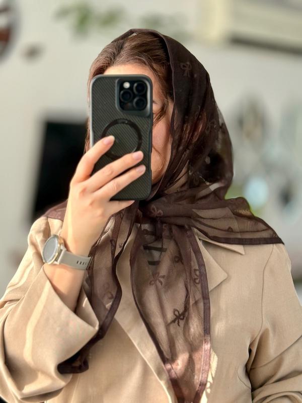 روسری توری سه گوش دورگاندوزی کد ۱۰۷۴