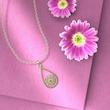 گردنبند طلا گل 18 عیار  کد NN1132