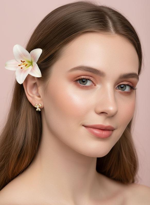 گوشواره پاپیون نگین دار